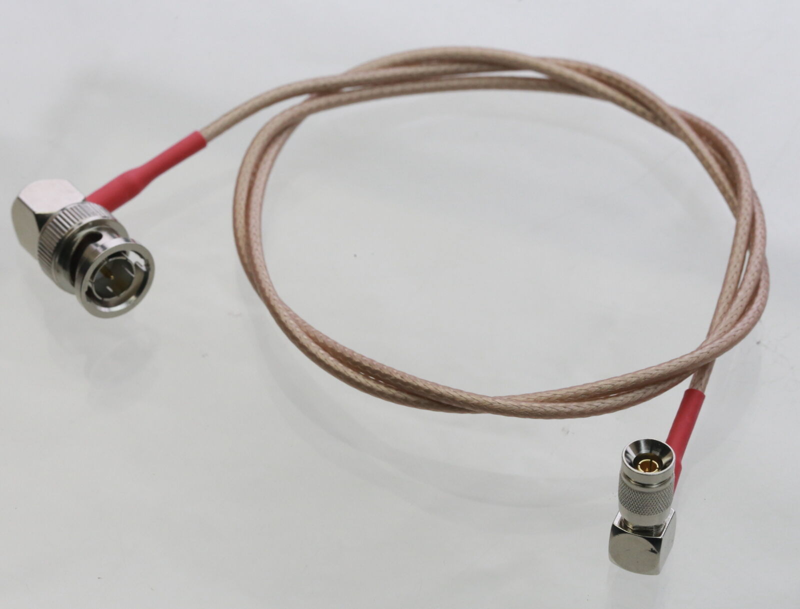 Bi-directional Red Cable 28" Din 1.0/2.3 90° Plug To Bnc Feed Time Code/genlock