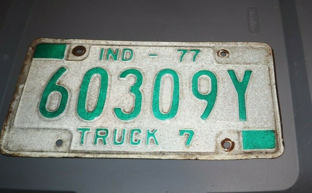 1977 INDIANA TRUCK 7 LICENSE PLATE 60309Y BRIGHT GREEN LETTERING  FREE USA SHIP